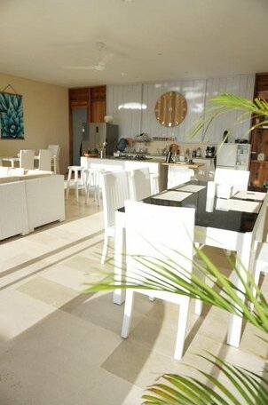 Villa Atas Pelangi - Photo2