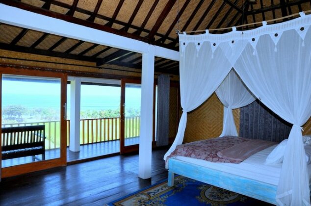 Dikaloha Medewi Surfcamp - Photo5