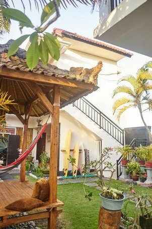 Padi Surf Villa Medewi - Photo2