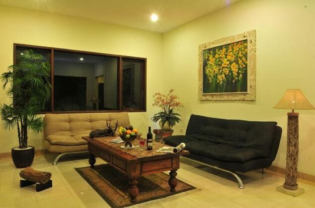 Villa Puncak - Photo3