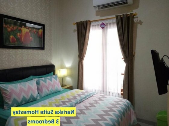 Nariska Suite Homestay Purwokerto - Photo5