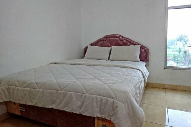 OYO 3479 Hotel Intan - Photo2