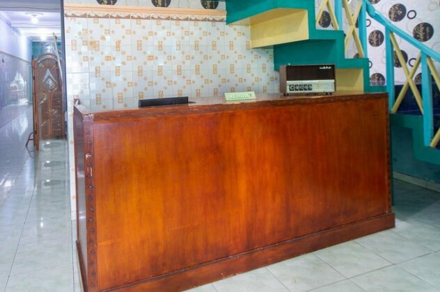 SPOT ON 2871 Hotel Budi - Photo4