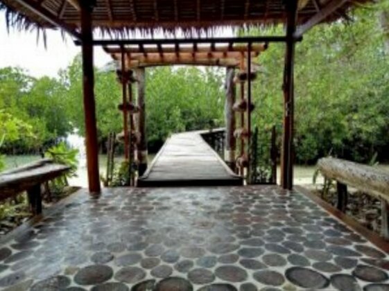 Raja Ampat Dive Lodge - Photo5
