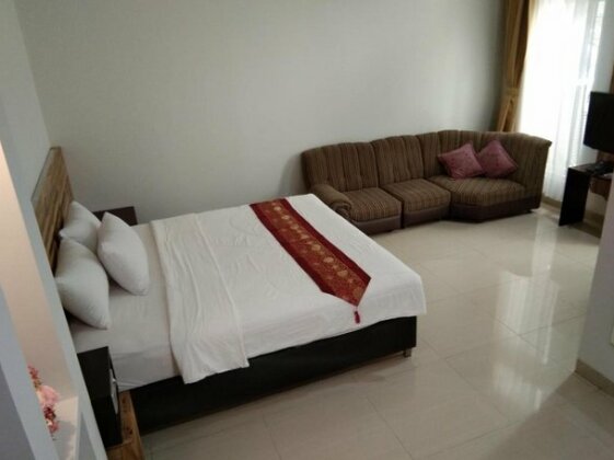 Antika Hotel Rembang - Photo3