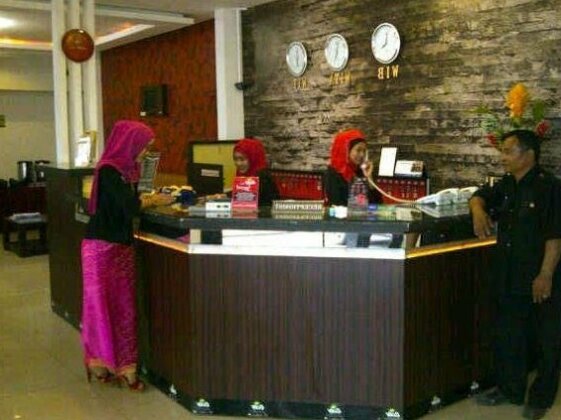 Cozy Hotel Samarinda - Photo2