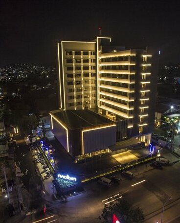Midtown Hotel Samarinda - Photo2