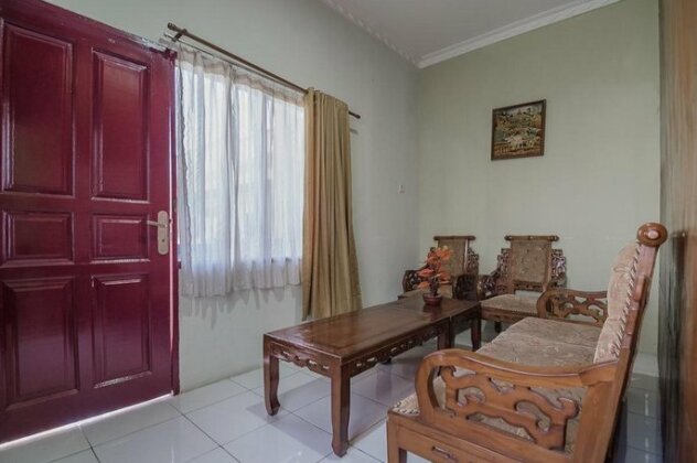 RedDoorz near Samarinda Square - Photo3