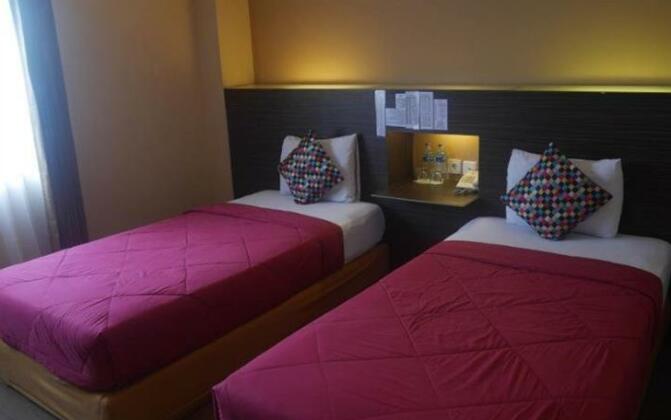 THE Hotel Samarinda - Photo5