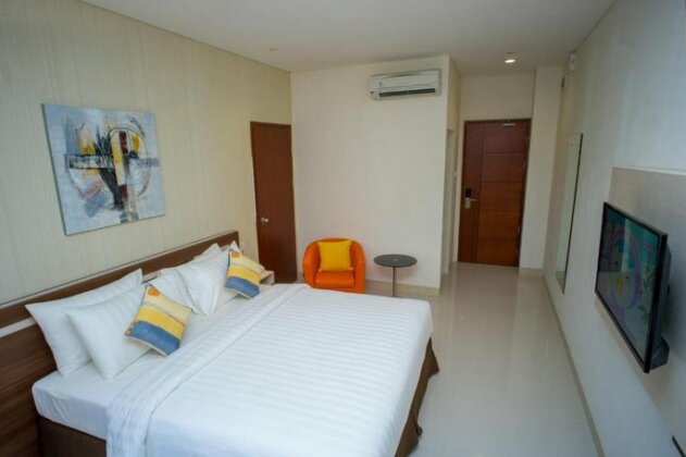 Zoom Hotel Mulawarman - Photo2