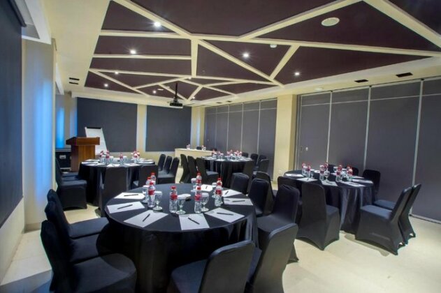 Zoom Hotel Mulawarman - Photo3