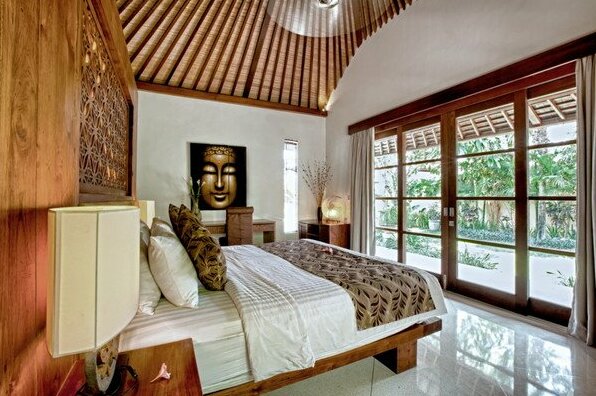 Perfectly Located 4 Bedroom Villa Sanur - Photo4