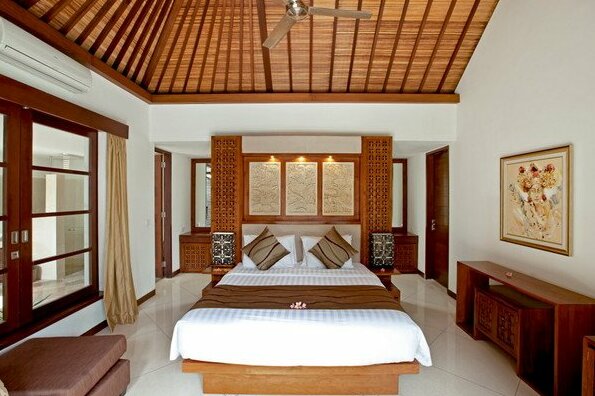 Perfectly Located 4 Bedroom Villa Sanur - Photo5