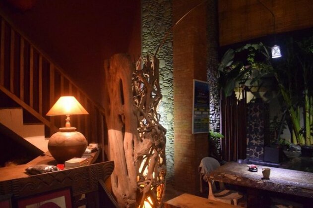 Tari Bed & Breakfast - Photo2