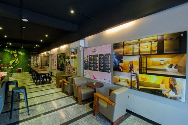 My Studio Hotel Juanda Airport - Photo3