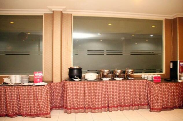 ZEN Rooms Sedati Juanda - Photo5