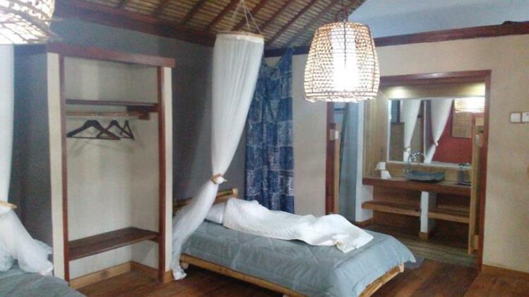 Tanjungan Bukit - Photo4