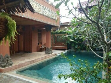 Balinese Villa with Private Pool in Batam