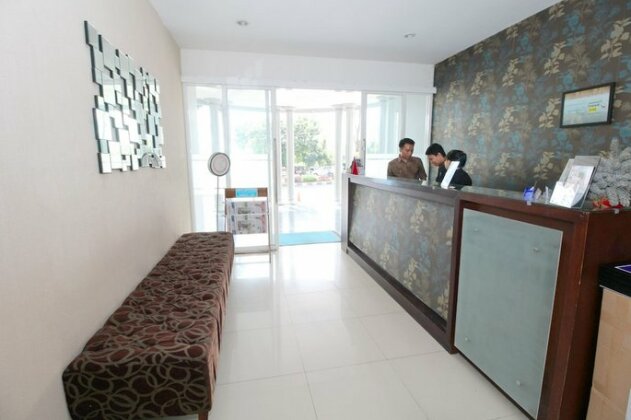 Airy Candisari Sisingamangaraja 4 Semarang - Photo4