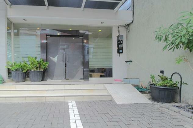 Airy Pecinan Pasar Semawis Kalikuping 18 Semarang - Photo4