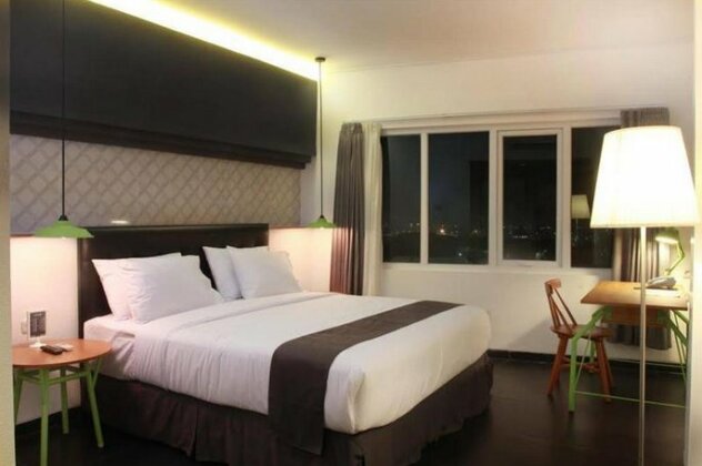 Hotel Candiview Semarang - Photo2