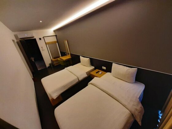Hotel Pantes Simpang Lima Semarang - Photo3