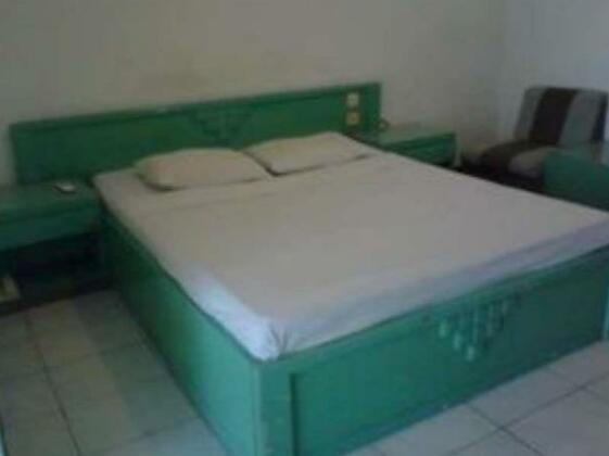 Nyata Plaza Hotel - Photo2