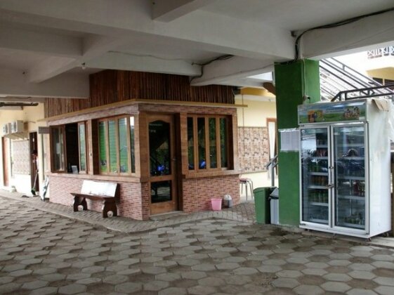 Photo 3