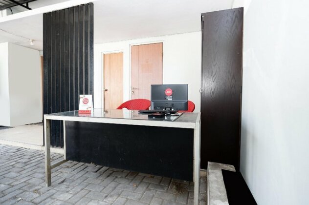 OYO 1565 Palebon Residence - Photo4