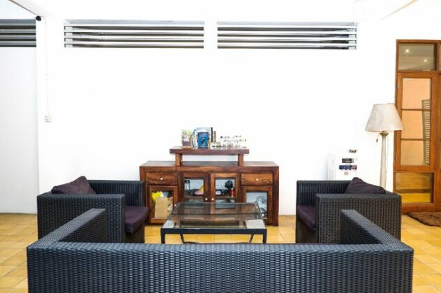 OYO 422 Achterhuis Residence - Photo2