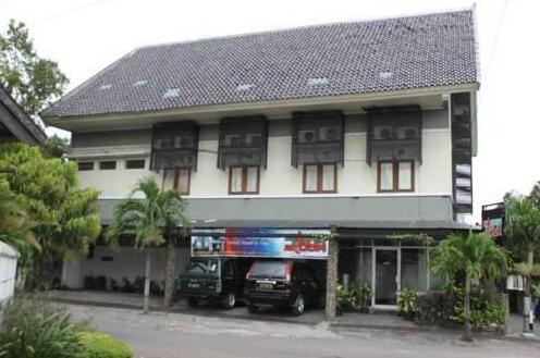 Permata Guest House Semarang - Photo2