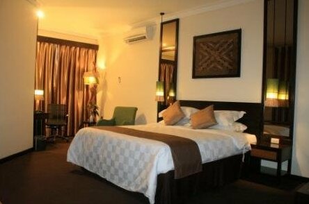 Plaza Hotel Semarang - Photo4
