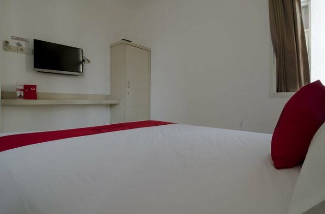 RedDoorz @ Mataram - Photo5