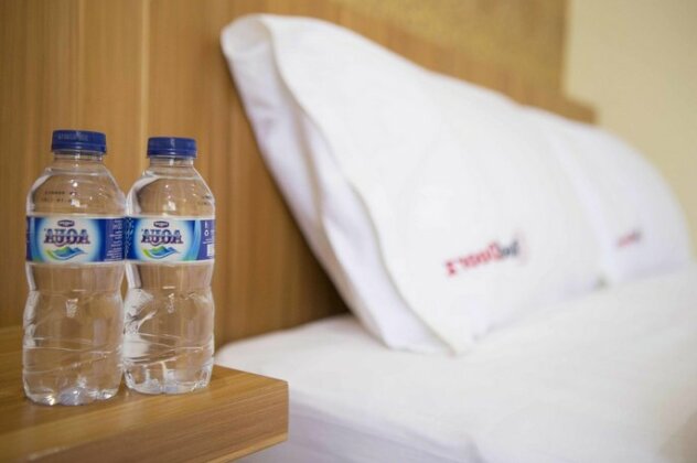 RedDoorz Plus near Java Mall Semarang - Photo2
