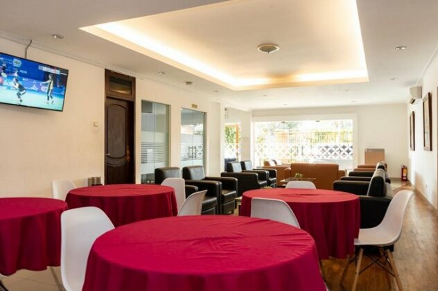 RedDoorz Plus Syariah near Java Supermall Semarang 2 - Photo3