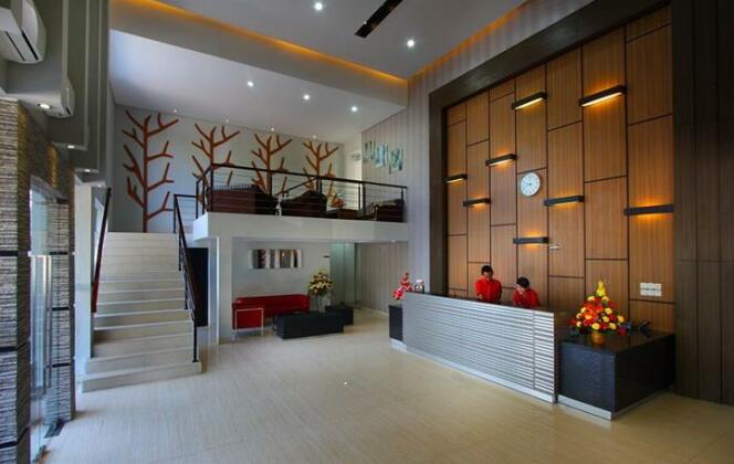Sumi Hotel Semarang - Photo2