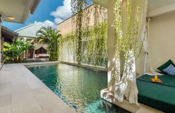 2 5 Br Villa In Seminyak Nice Location - Photo4