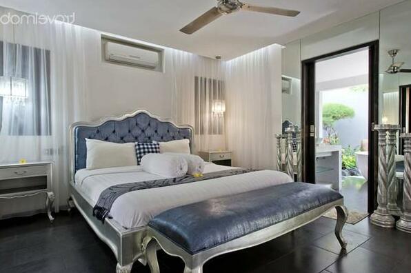 2 Bedroom Villa In Central Seminyak - Photo2