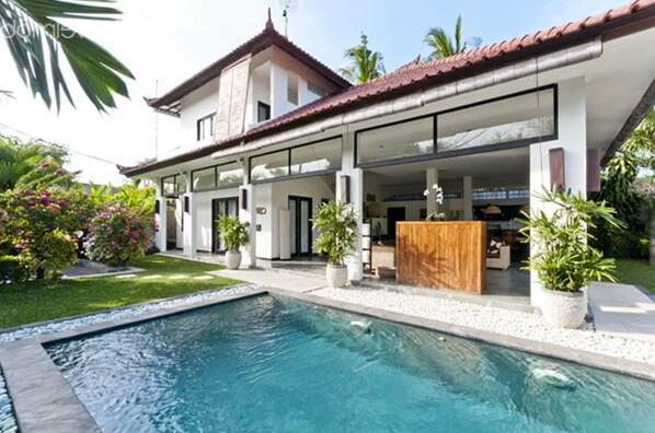 2 Bedroom Villa In Paradise Seminyak - Photo3