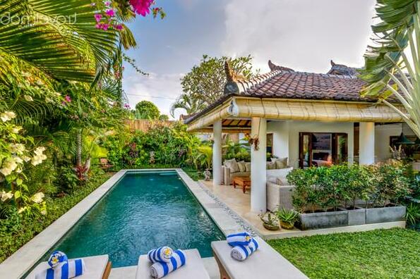 3 Bedroom Haven In Seminyak - Photo2