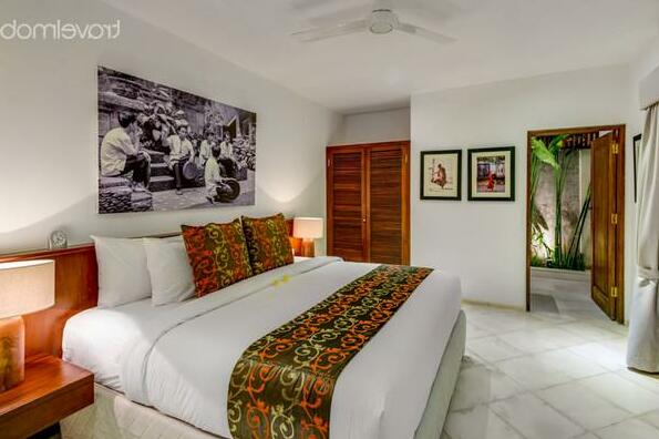 3 Bedroom Haven In Seminyak - Photo4