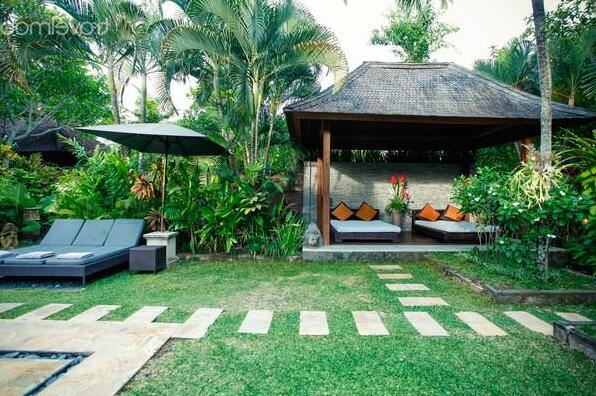 4 Bedroom Villa W/Private Pool Seminyak - Photo4