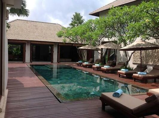 4br Family Villa Seminyak Walk In Beach - Photo4