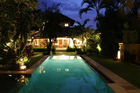 5 Br 2 Villas 2 Pools Staff Service - Photo2