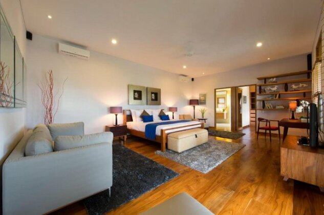 9 Bedrooms 9 Bathrooms-2 Pools Seminyak - Photo4