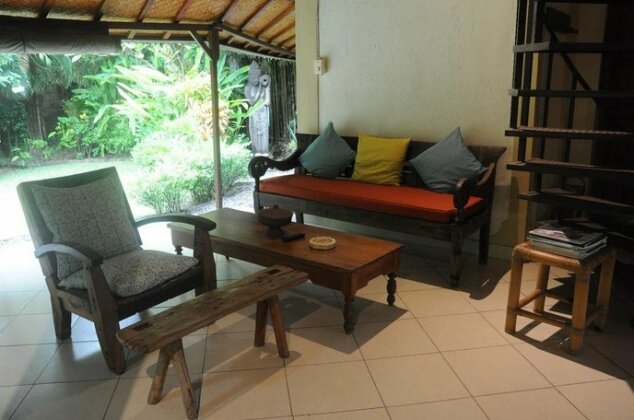 A Comfy Spacious Bungalow One - Photo2