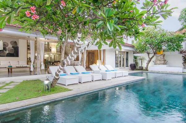 Amazing Luxury Seminyak 5 mins to beach - Photo3