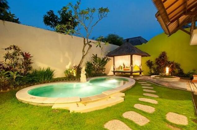 Athena Garden Villa Seminyak - Photo5
