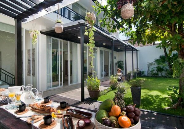 Bali Jardin Villa Seminyak - Photo4