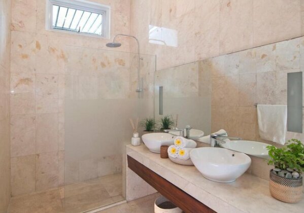 Bali Jardin Villa Seminyak - Photo5